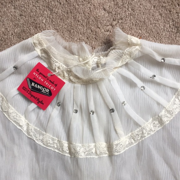 1940-50s era sheer nylon blouse with tags!! - Picture 2 of 6